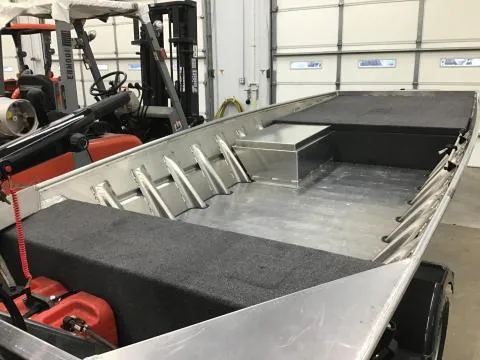 Slide: The Image of Southfork 1652 Sport Jet Boat 2026 - 2