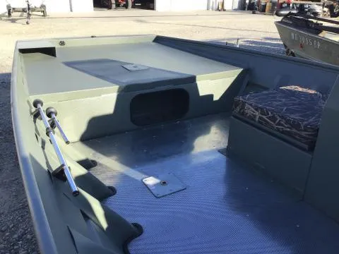 Slide: The Image of Southfork 1652 Sport 2026 - 5