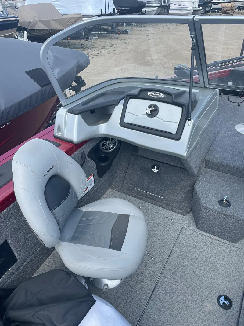 Slide: The Image of Lowrance fish finder on 2019 Tracker Targa 18 WT boat dashboard. - 9