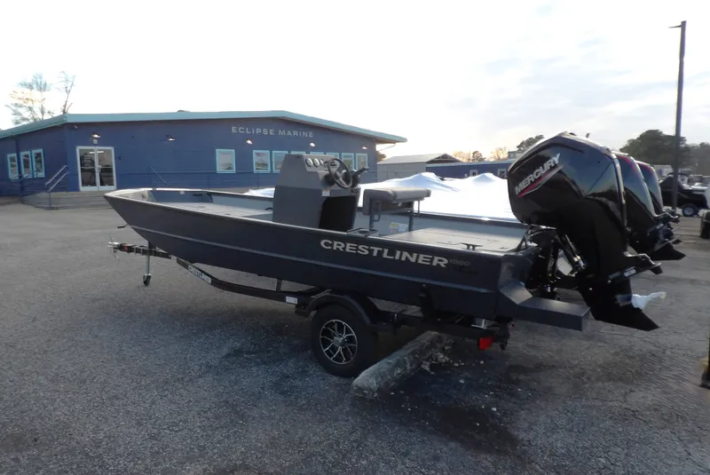 Slide: The Image of Crestliner 1860 RETRIEVER CENTER CONSOLE 2026 - 1