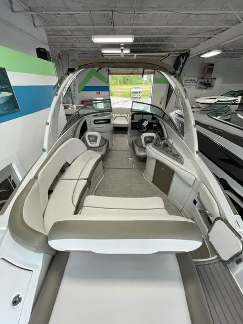 Slide: The Image of Crownline Boats 290SS 2024 - 5