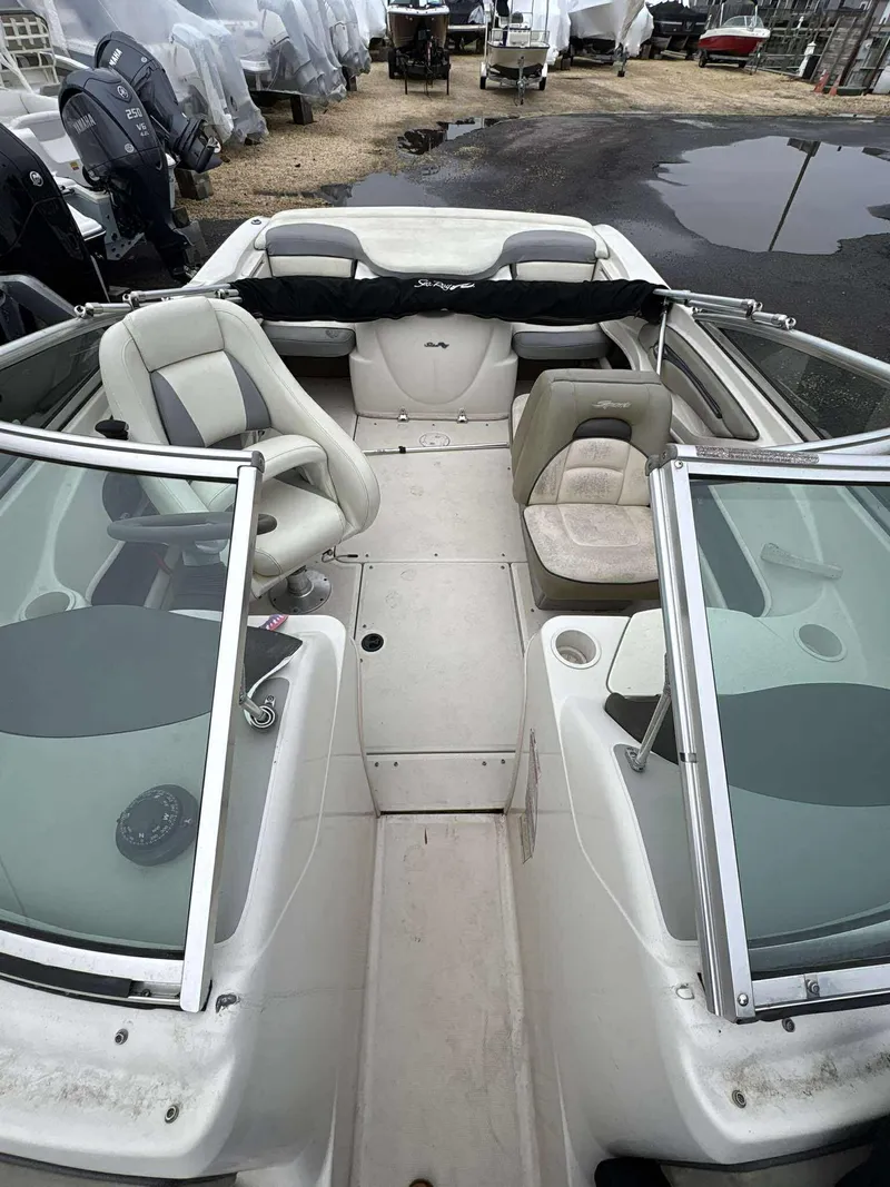 Slide: The Image of Sea Ray 200 Sport 2005 - 4