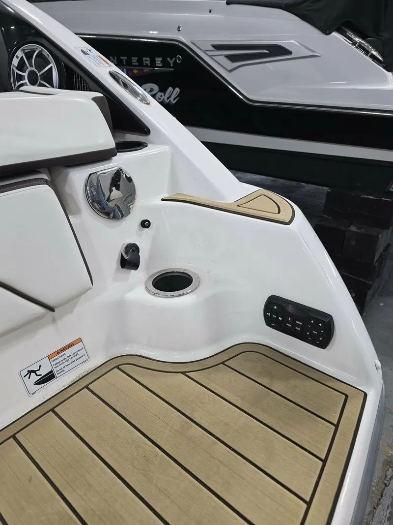 Slide: The Image of Yamaha 252SD 2022 - 21