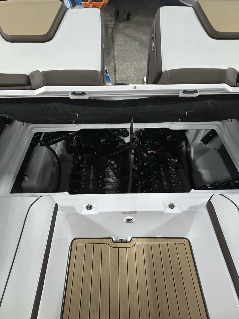 Slide: The Image of Yamaha 252SD 2022 - 18