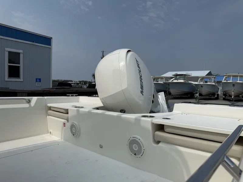 Slide: The Image of Boston Whaler 210 Montauk 2027 - 10