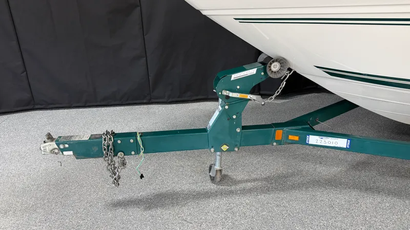 Slide: The Image of Sea Ray 21 2001 - 71