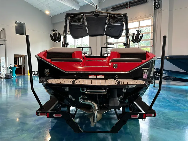 Slide: The Image of Nautique Super Air Nautique S23 2023 - 3