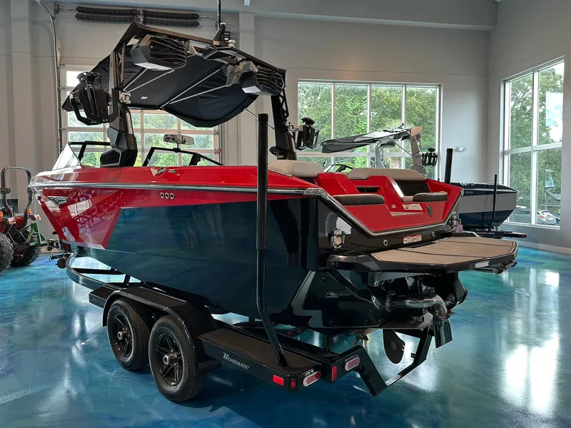 Slide: The Image of Nautique Super Air Nautique S23 2023 - 4