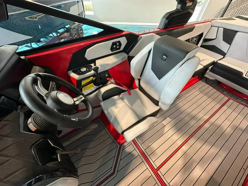 Slide: The Image of Nautique Super Air Nautique S23 2023 - 8