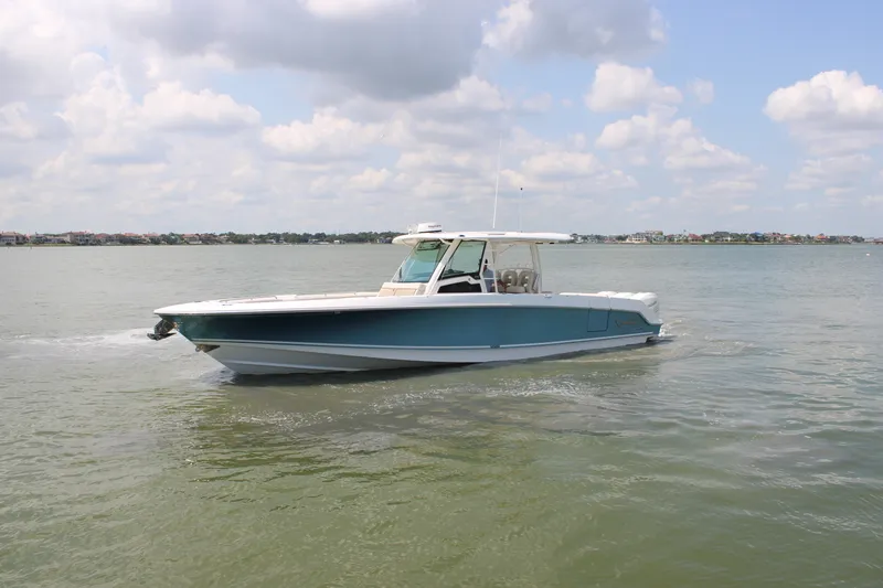 Slide: The Image of Boston Whaler 380 OUTRAGE 2018 - 23