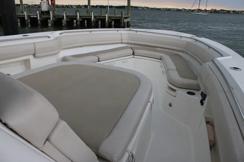 Slide: The Image of Boston Whaler 380 OUTRAGE 2018 - 46