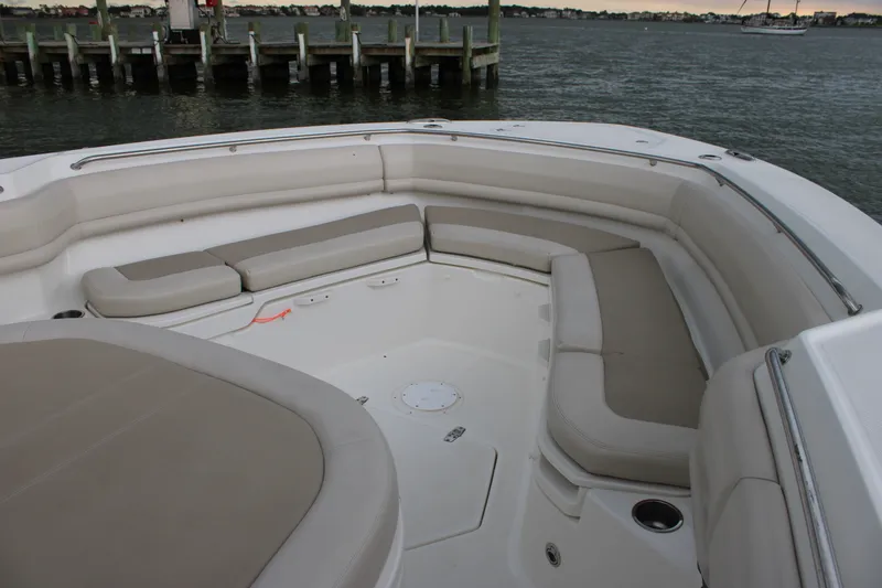 Slide: The Image of Boston Whaler 380 OUTRAGE 2018 - 47
