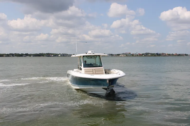 Slide: The Image of Boston Whaler 380 OUTRAGE 2018 - 20