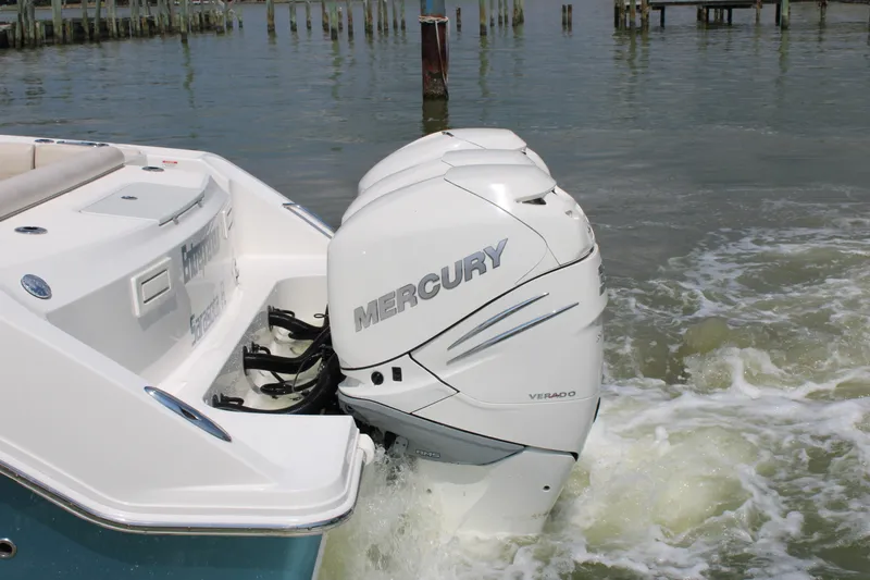 Slide: The Image of Boston Whaler 380 OUTRAGE 2018 - 25