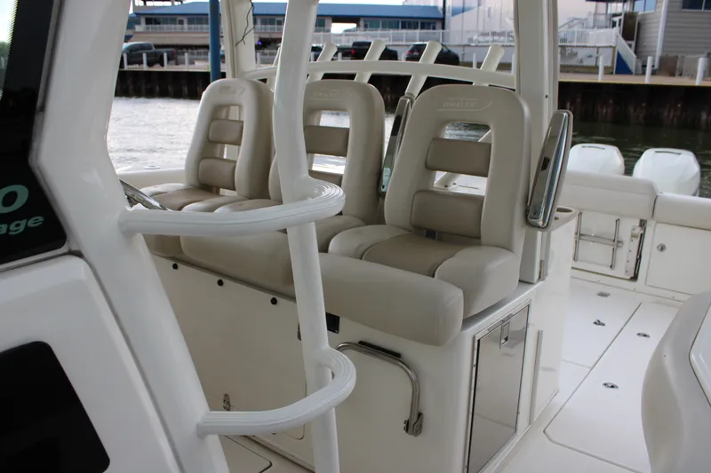 Slide: The Image of Boston Whaler 380 OUTRAGE 2018 - 50