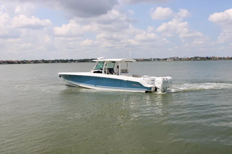 Slide: The Image of Boston Whaler 380 OUTRAGE 2018 - 3