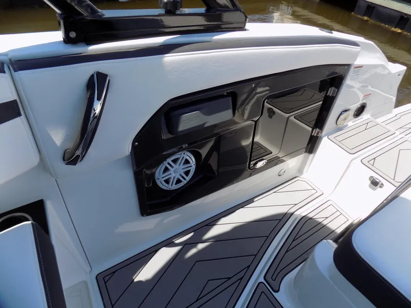 Slide: The Image of 2021 Monterey 255 Super Sport boat interior with sleek design and modern features. - 14