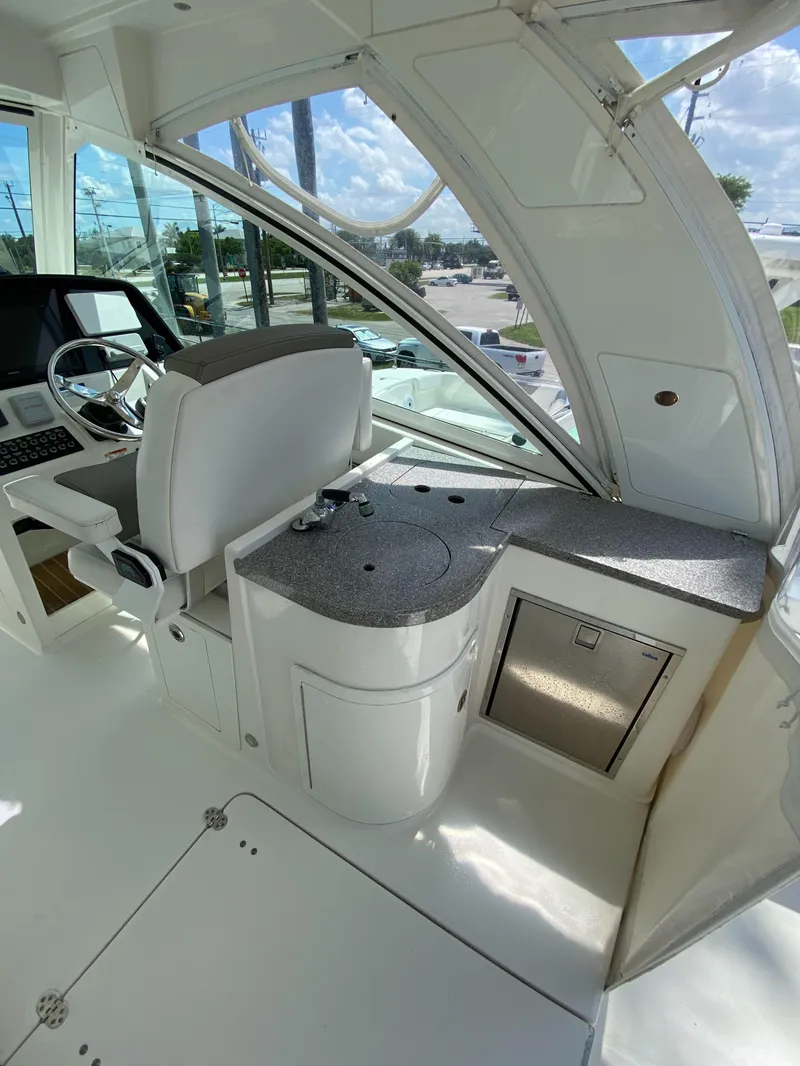 Slide: The Image of World Cat 320 DC 2019 - 6