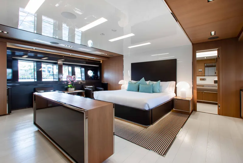 Slide: The Image of Riva Mythos Motoryacht 2014 - 62