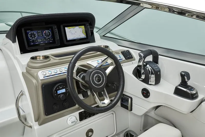 Slide: The Image of Crownline Boats 280 CRX 2025 - 10