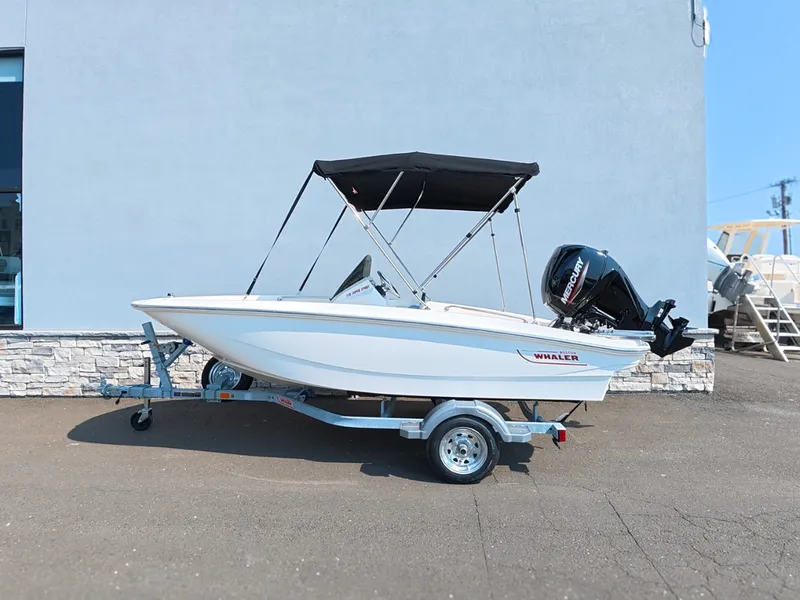 The Image of Boston Whaler 130 Super Sport 2027 - 0