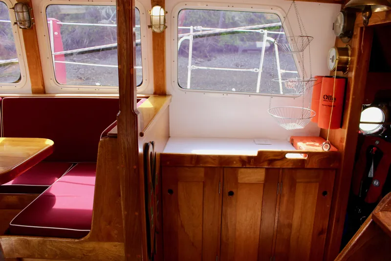 Slide: The Image of Skookum 53 1981 - 68