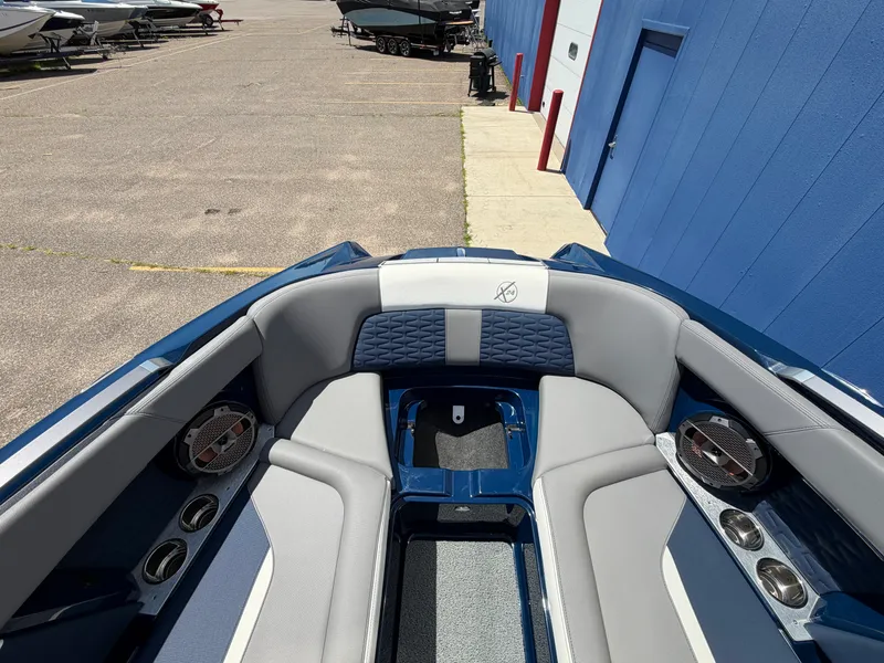 Slide: The Image of Mastercraft X24 2022 - 37