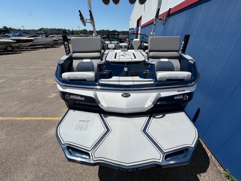 Slide: The Image of Mastercraft X24 2022 - 6