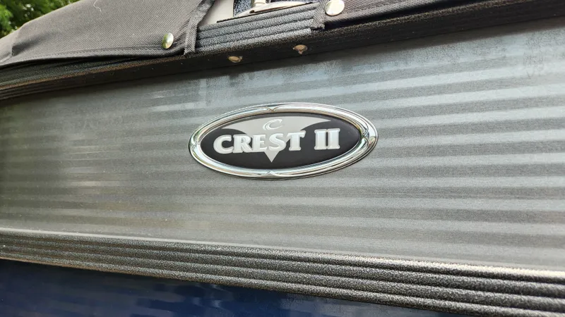 Slide: The Image of Crest II 230 SLC 2018 - 9