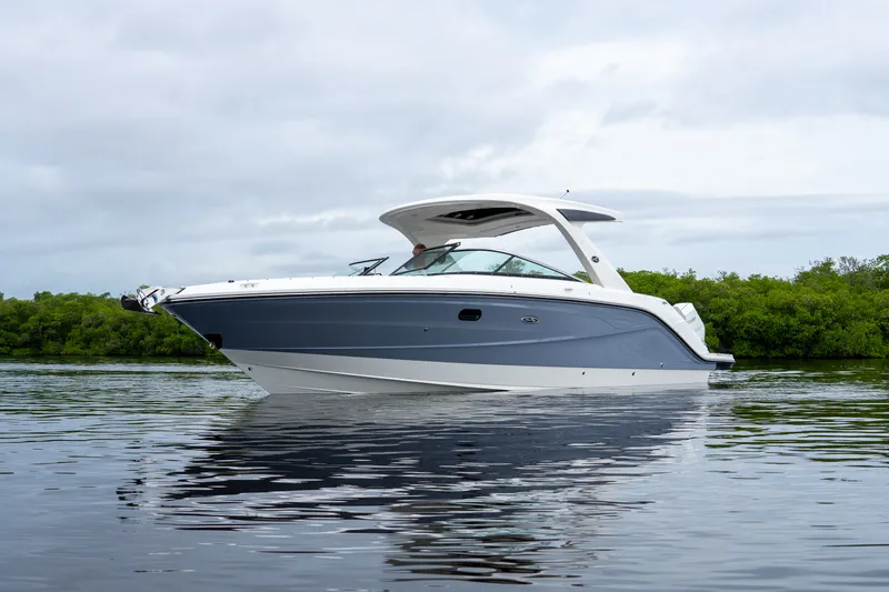 Slide: The Image of Sea Ray SLX 310 Outboard 2027 - 2