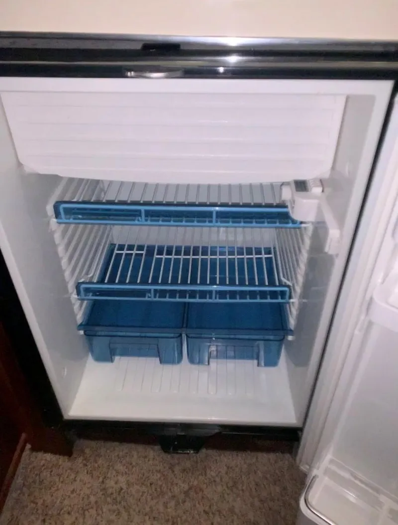Slide: The Image of Refrigerator interior - 18