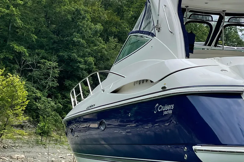 Slide: The Image of Cruisers Yachts 460 Express 2007 - 7