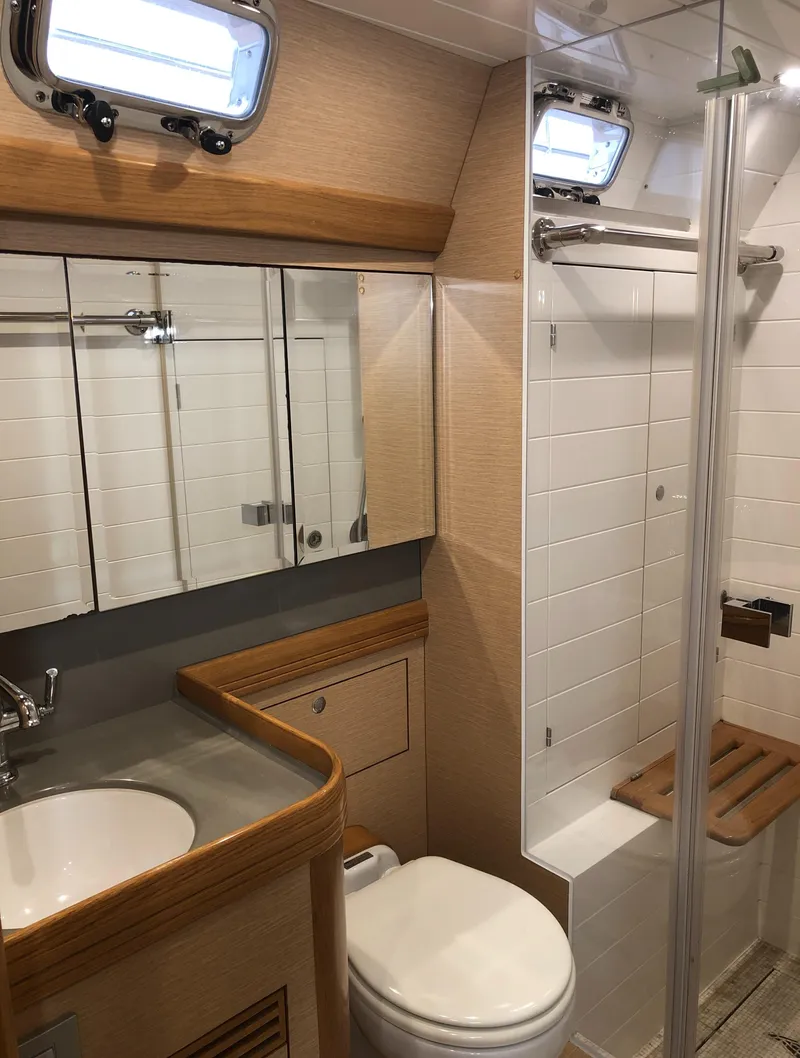 Slide: The Image of Bluewater 56 2020 - 50