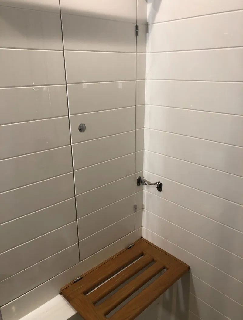 Slide: The Image of Bluewater 56 2020 - 52