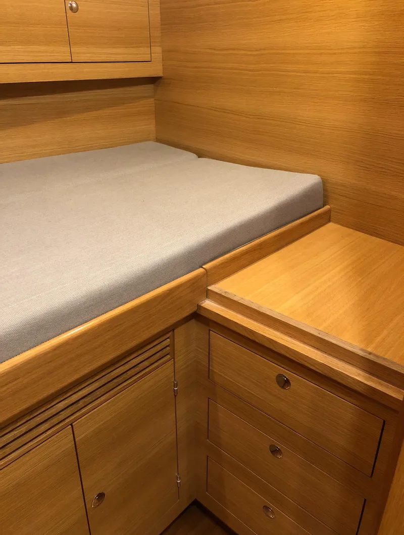 Slide: The Image of Bluewater 56 2020 - 65