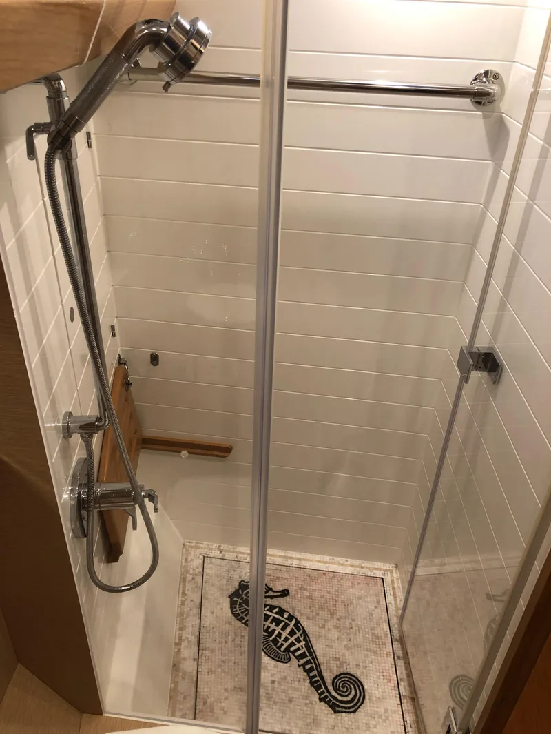 Slide: The Image of Bluewater 56 2020 - 79