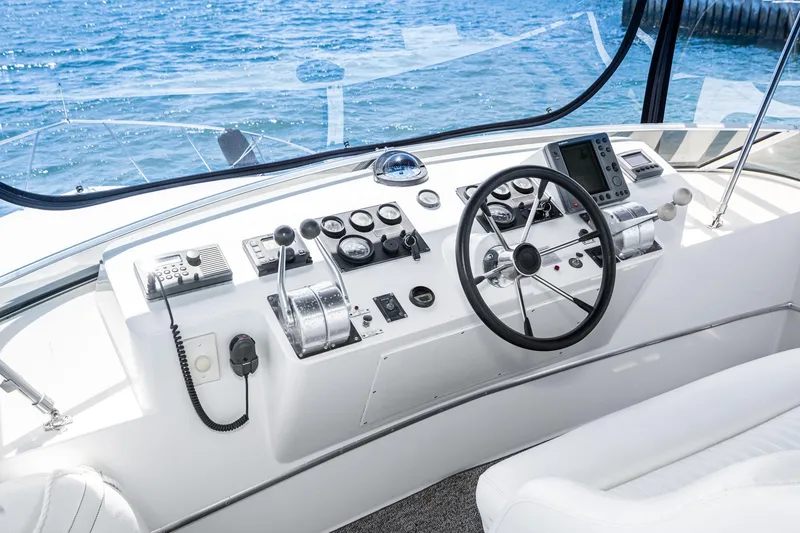 Slide: The Image of Californian 3900 1999 - 21