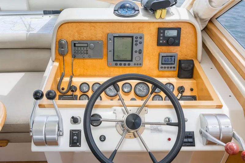 Slide: The Image of Californian 3900 1999 - 37