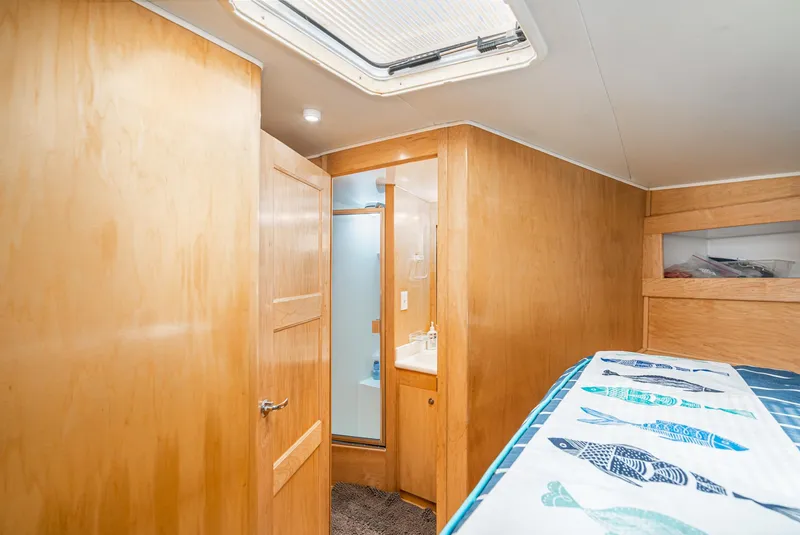 Slide: The Image of Californian 3900 1999 - 50