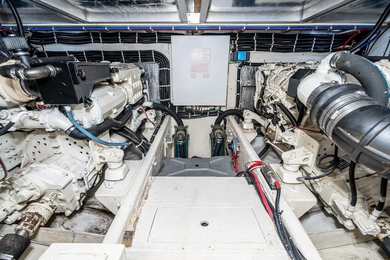 Slide: The Image of Californian 3900 1999 - 54