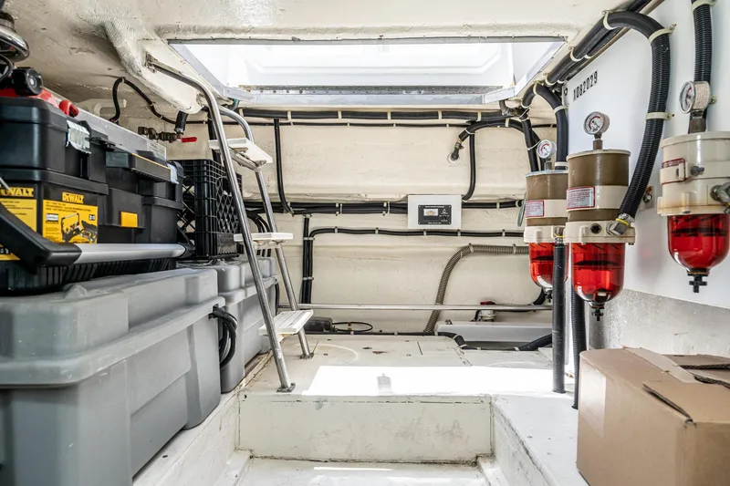 Slide: The Image of Californian 3900 1999 - 58