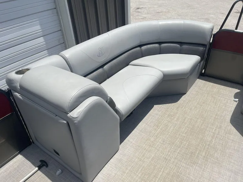 Slide: The Image of 2016 Misty Harbor Boats Biscayne Bay CU 2285 pontoon boat seating area. - 7