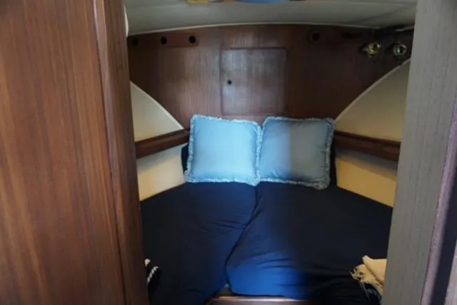 Slide: The Image of Hatteras 36 Convertible 1985 - 53