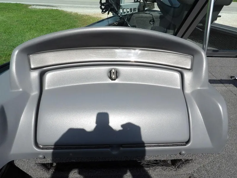 Slide: The Image of Dashboard of 2019 Lund 1975 Pro V Sport boat, featuring a sleek, modern design. - 35