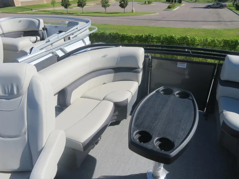 Slide: The Image of Starcraft EXS 1 2023 - 14