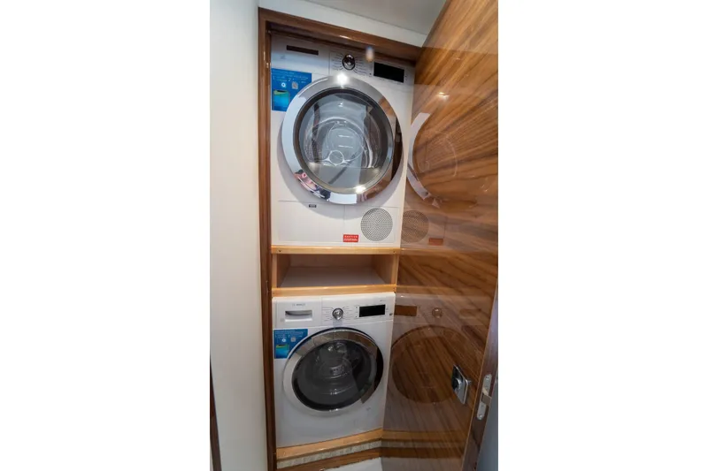 Slide: The Image of Washer & Dryer Closet - 18