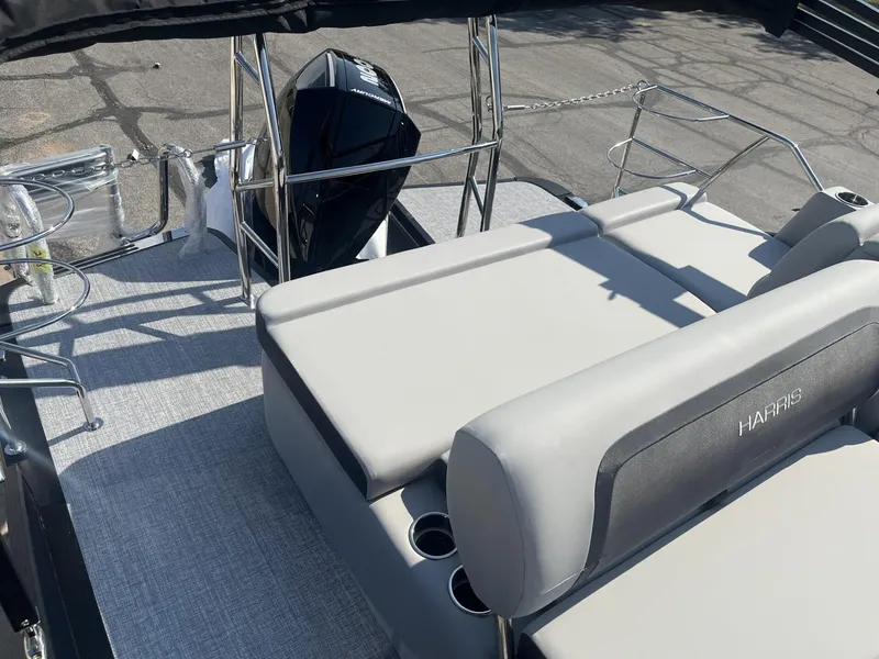 Slide: The Image of 2025 hARRIS 230 cRUISER – sUN lOUNGER - 3