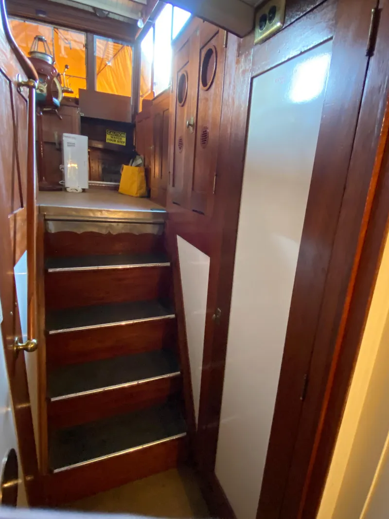Slide: The Image of Stairs to Master En-suite - 66