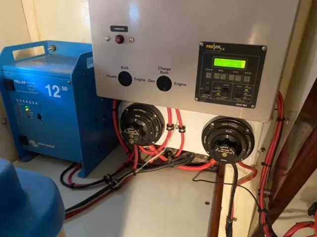 Slide: The Image of Elco Flat top 1928 - 81