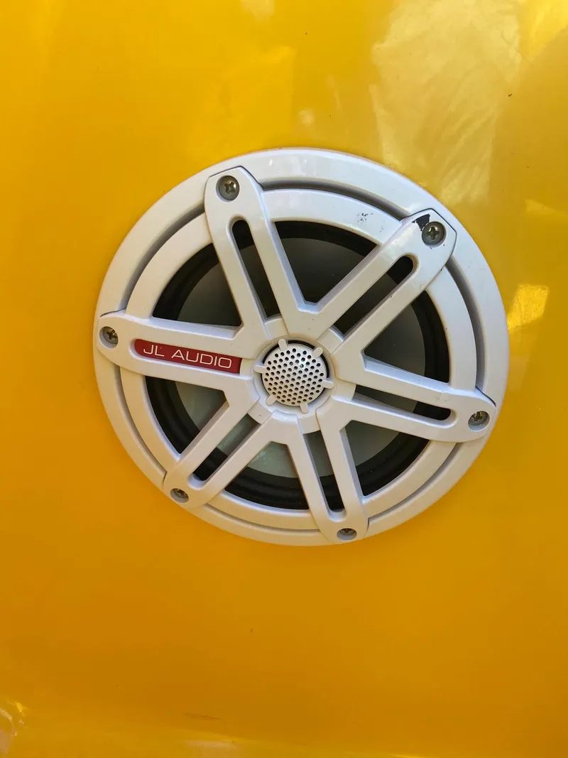 Slide: The Image of Close-up of JL Audio speaker on 2001 Baja H2X boat. - 14
